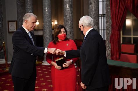 Photo: Mock Swearing-in for members of 117th Congress - WAP20210103559 - UPI.com