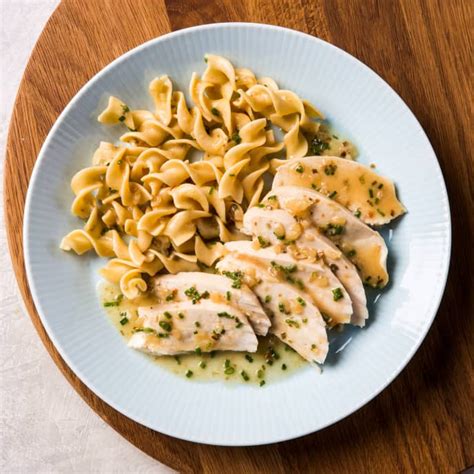 Multicooker Chicken in a Pot with Lemon-Herb Sauce | Flipboard