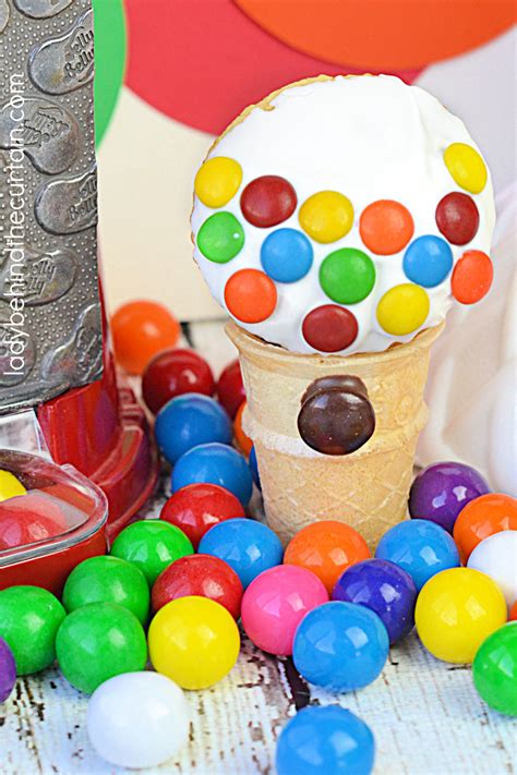 DIY Gumball Machine Party Favors