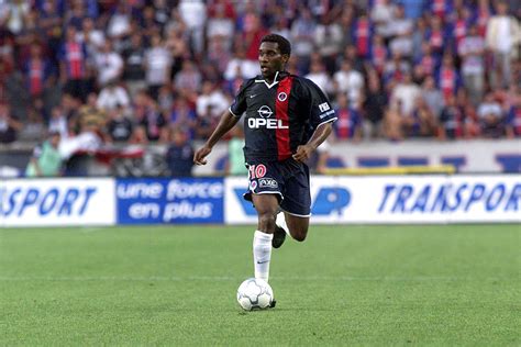 Jay Jay Okocha - PSG | Soccer players, Psg, Football players