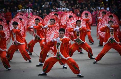 LION DANCE- CHINA | Dance Ask