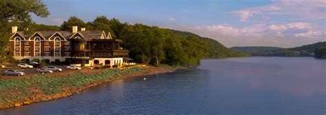 The Lambertville Station Restaurant & Inn Wedding Venue in Philadelphia | PartySpace