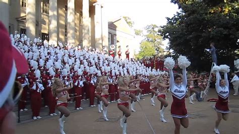 The Quad University of Alabama Million Dollar Band - YouTube