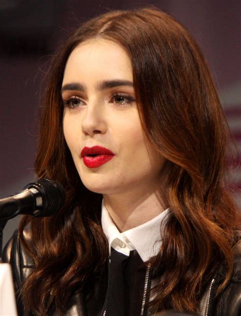 Lily Collins Net Worth 2018 | See How Much They Make & More