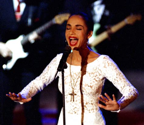 Sade performing at the European Film Awards in... - Eclectic Vibes