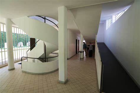 Le Corbusier's Villa Savoye, Poissy, France - Dyxum