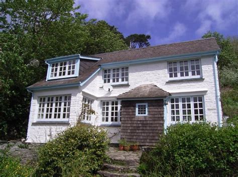 Spacious Polperro Holiday Cottage - Holiday in Cornwall - Holiday ...