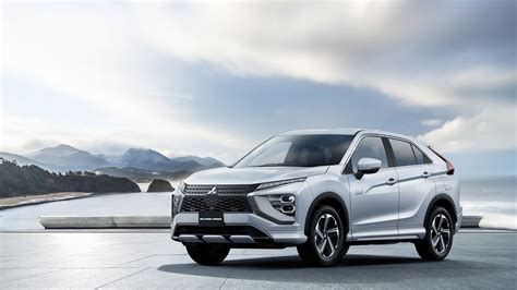 Mistsubishi Eclipse Cross PHEV: arriva in Italia il SUV Coupé ibrido a vocazione offroad