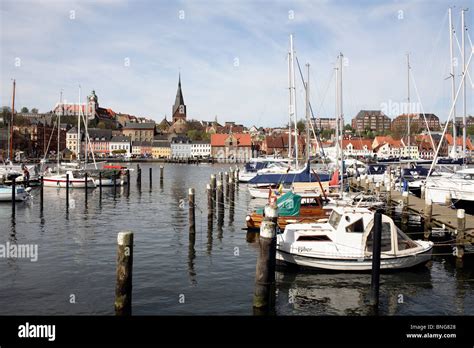 Le fjord de Flensburg sur la rive ouest, Flensburg, Allemagne Photo Stock - Alamy