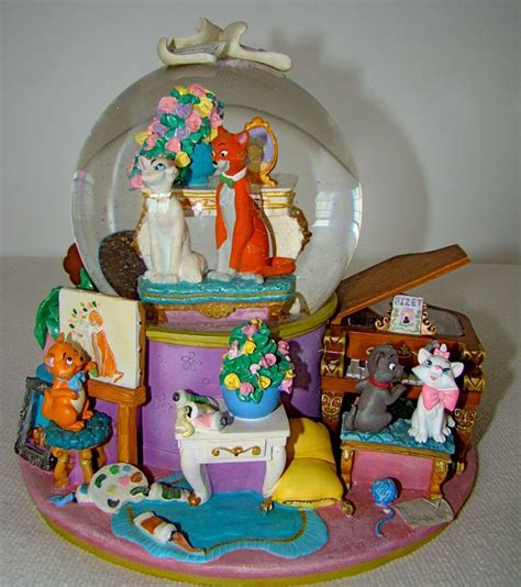 17 Best images about ~Snow Globes & Music Boxes~ on Pinterest | Disney, Water globes and Pinocchio