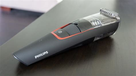 Philips Series 7000 Beard and Stubble Vacuum Trimmer review - Tech Advisor