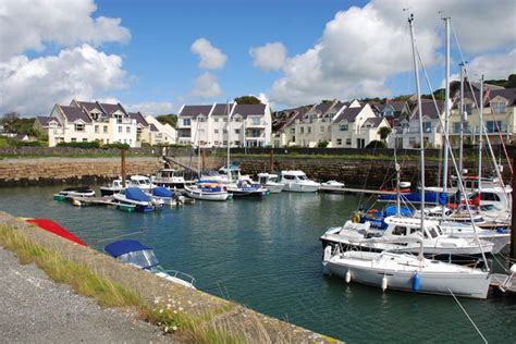 Y Felinheli (Port Dinorwic) Marina © Ian Warburton :: Geograph Britain and Ireland