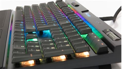 Corsair K70 RGB MK.2 Low Profile Rapidfire im Test: Keyboard mit ...