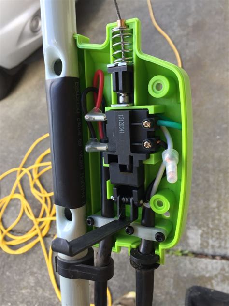 Greenworks Model 25213 Corded Electric Mower switch re-assembly – rinaldo.net