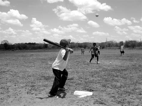 kids-playing-baseball.jpg (700×525) | little league | Pinterest ...