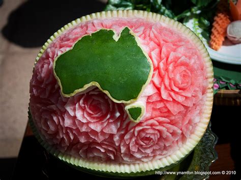 Little Panda's Blog: Watermelon Carving