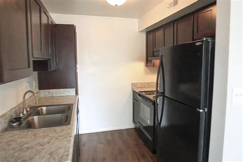 Two Bedroom - Renovated Floorplan (2 Bed, 1.5 Bath) | Kingsbridge Apartments in Chesapeake, Virginia