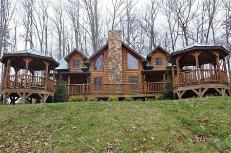 Cherokee Timber Lodge -- Deluxe mountain rental 10 minutes from rafting ...