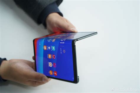 AMOLED display smartphones to surpass 600 mn unit sales in 2020