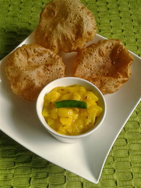 Recipe Of Puri Bhaji | How To Make Poori Bhaji - VegRecipeWorld