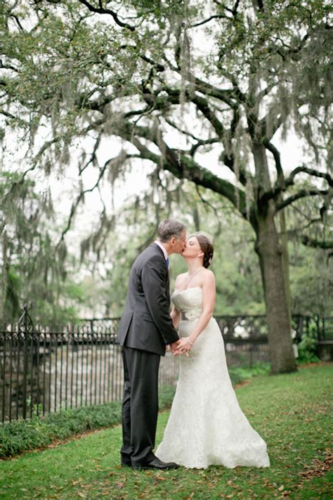 Sweet Southern Wedding in Savannah, Georgia | Junebug Weddings