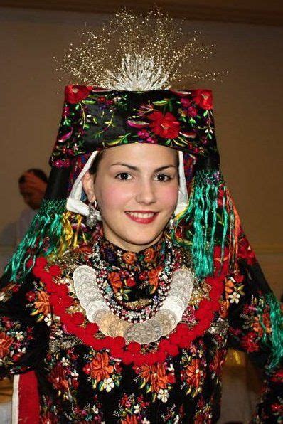 Croatian traditional clothing | Traditional outfits, Traditional dresses, Costumes around the world