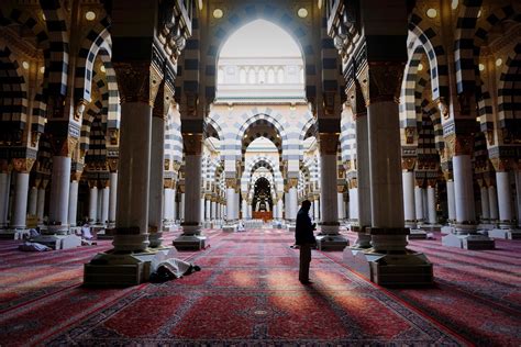 The Prophet's Mosque - Madinah Saudi Arabia [OC] #travel #ttot #nature #photo #vacation #Hotel # ...