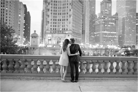 Downtown Chicago Engagement Photos | Natalie Probst Photography