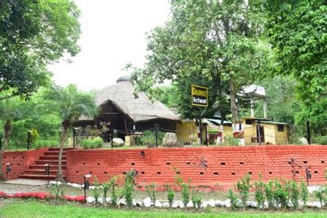 best resorts in ramnagar, 15, Rs 4499/day mazestix | ID: 26258628673