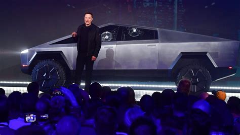 Elon Musk's Response to His Failed Cybertruck Demonstration Shows Why ...