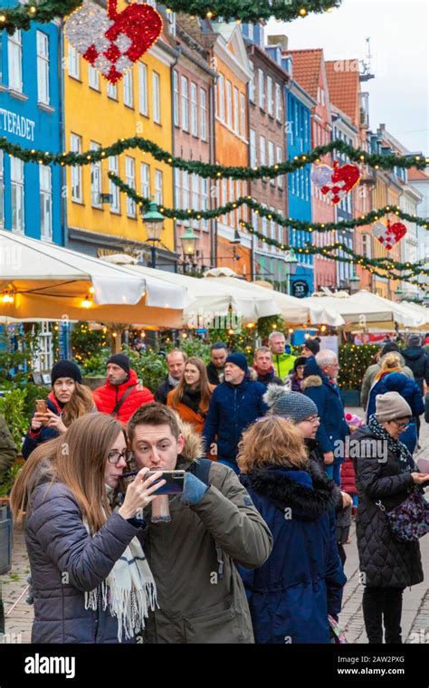 Christmas Market in Nyhavn, Copenhagen, Denmark Stock Photo - Alamy