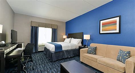 Holiday Inn Express and Suites Peekskill | New York by Rail