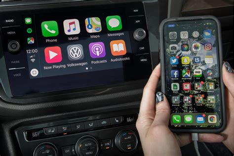 What Is Apple CarPlay? | Car in My Life