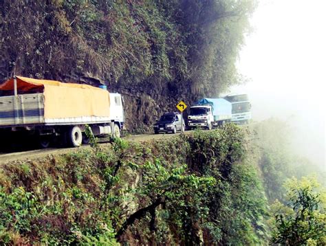 North Yungas Road | Series 'Most thrilling mountain roads' | OrangeSmile.com