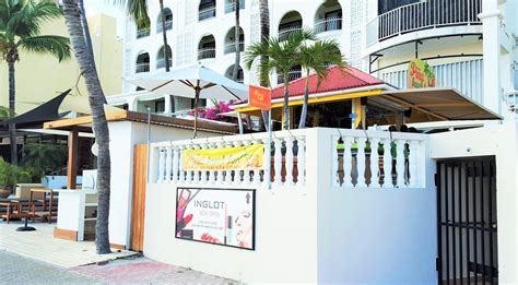 Boardwalk Beach Bar,Commercial property for Sale at Philipsburg ...