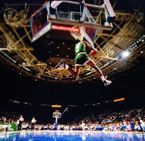 Today in Sneaker History: Dee Brown Won the Slam Dunk Contest in the ...