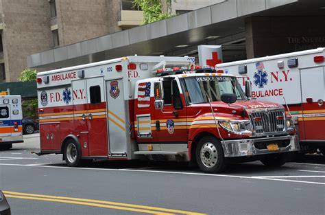 FDNY Ambulance 020 | FDNY Fire Department New York 020 HAZTA… | Flickr