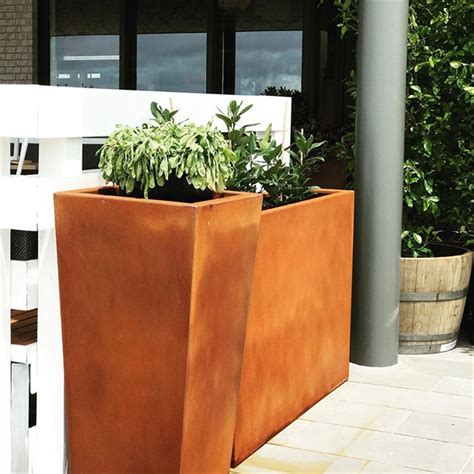 China Custom Outdoor Metal Garden Pots Big Corten Steel Pots Flower ...