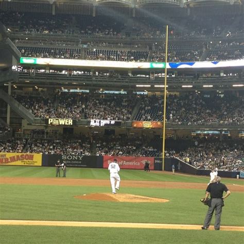 Behind The Scenes Tour - Yankee Stadium - Tour Provider in Bronx