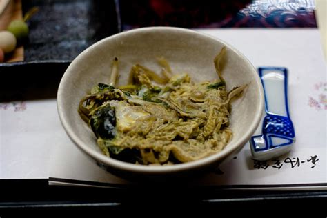 Farewell Party Food | This was enoki mushrooms, something gr… | Flickr