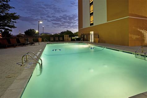 THE 10 BEST Arlington Hotels with Shuttle - Jul 2022 (with Prices ...