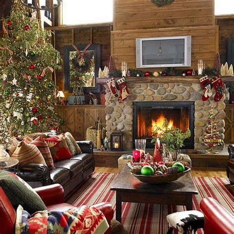 35 Lovely Christmas Living Room Decor Ideas - MAGZHOUSE