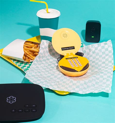 Hamburger Phone w/ Phone Service Bundle | Ooma