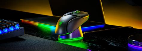 Razer Naga Pro RGB Wireless Gaming Mouse + Mouse Dock Chroma - gruponym.mx