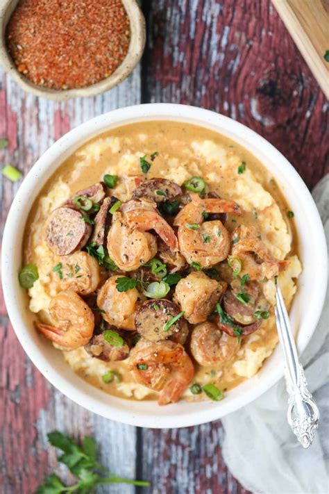 Cajun Shrimp and Grits - Pink Owl Kitchen