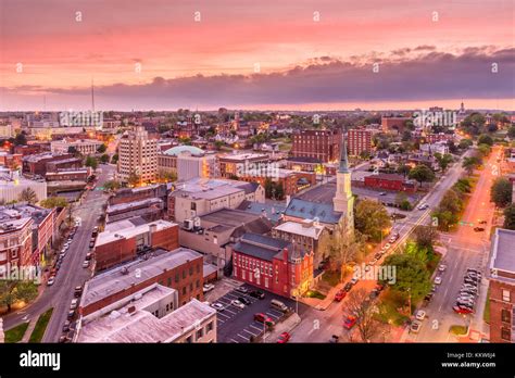 Macon, Georgia, USA downtown city skyline Stock Photo - Alamy