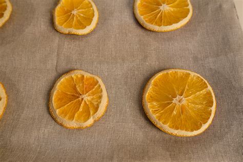 4 Simple Ways to Make Dried Orange Slices - wikiHow