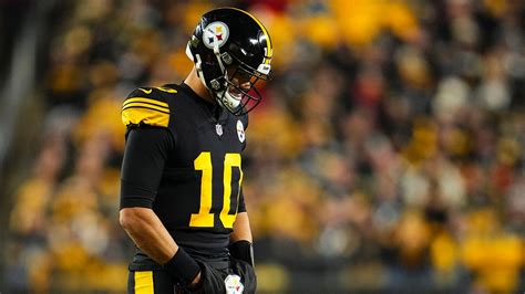 Steelers cut Mitch Trubisky as quarterback room gets thin heading into ...