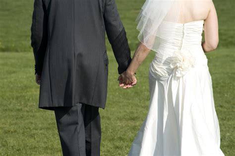 Free Stock Photo 2139-hand in hand | freeimageslive