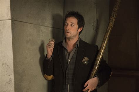 The Librarians’s Noah Wyle: Why He’s Trying to Save Family-Friendly TV ...